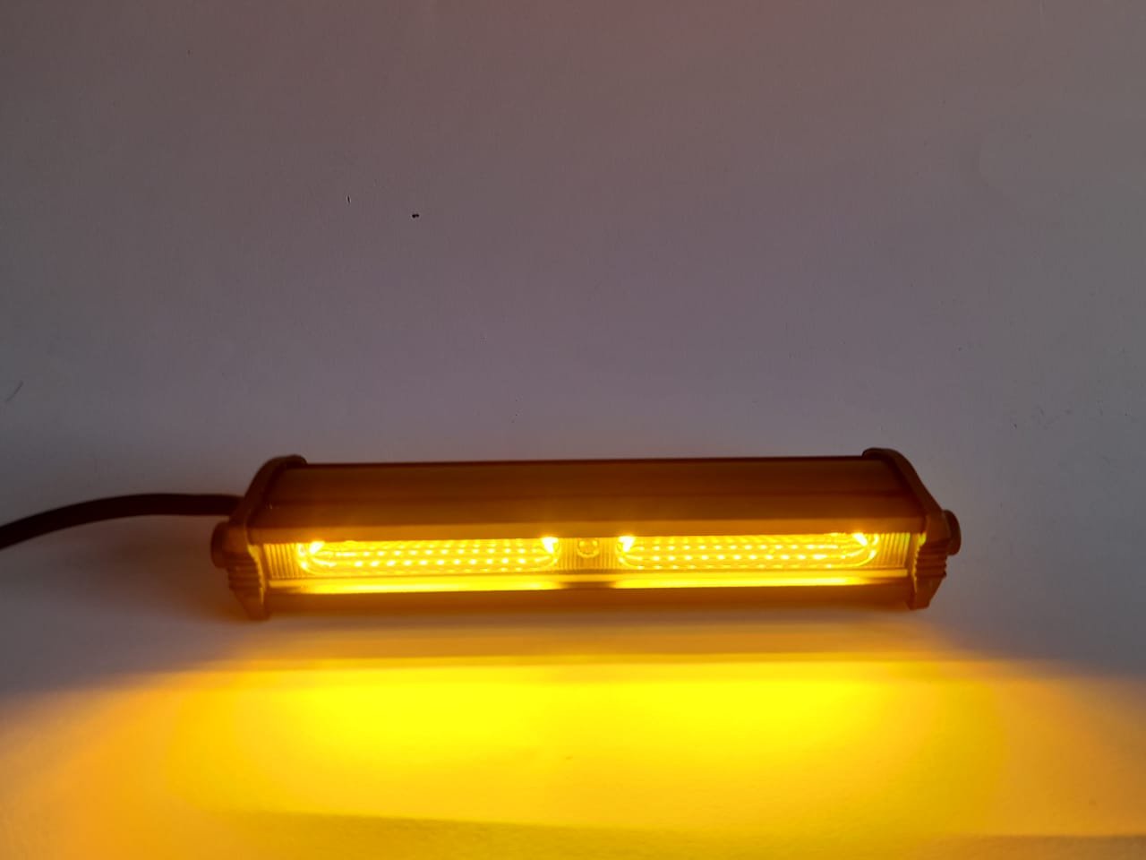 EXPLO FLAUTA 6 LED LUPA BICOLOR 5 FUNCIONES 18CM (XK-18W-MINI-2K-WY)
